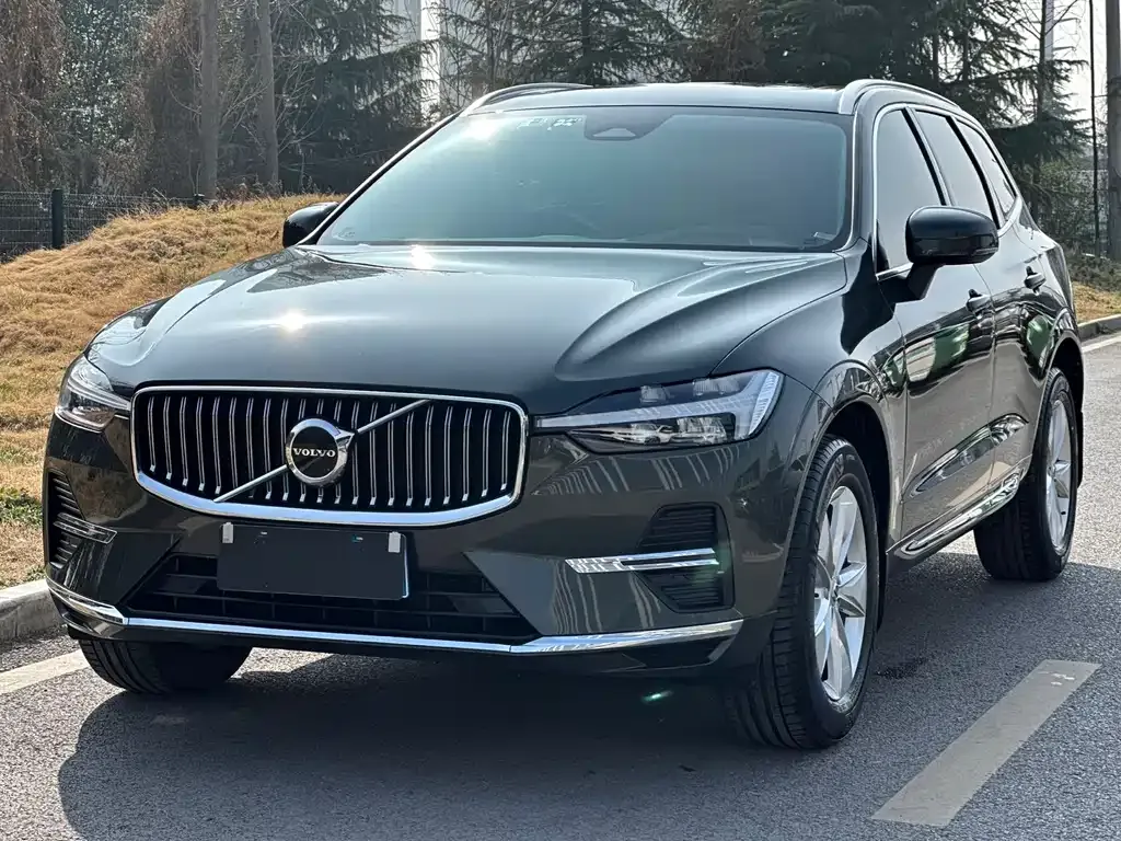 Volvo XC60 2021 из CN, фото 1