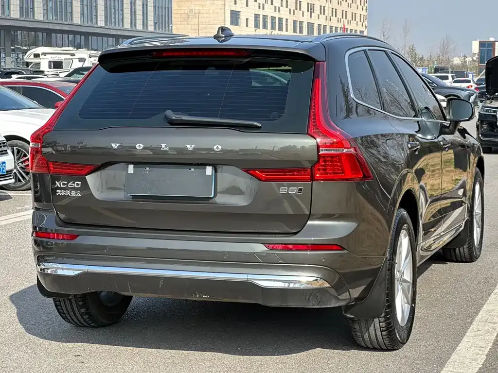 Volvo XC60 2021 из CN, фото 8