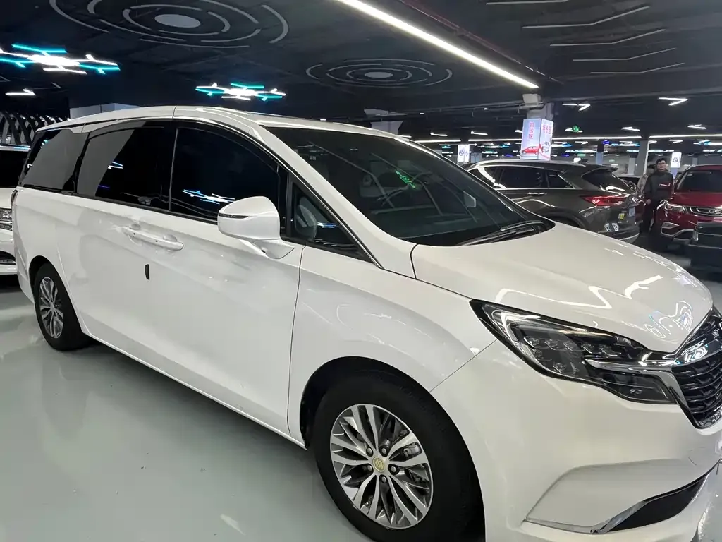 Buick GL8 2022 из CN, фото 4