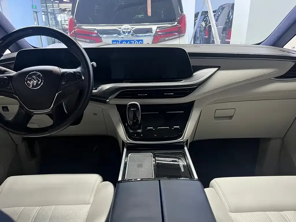 Buick GL8 2022 из CN, фото 6