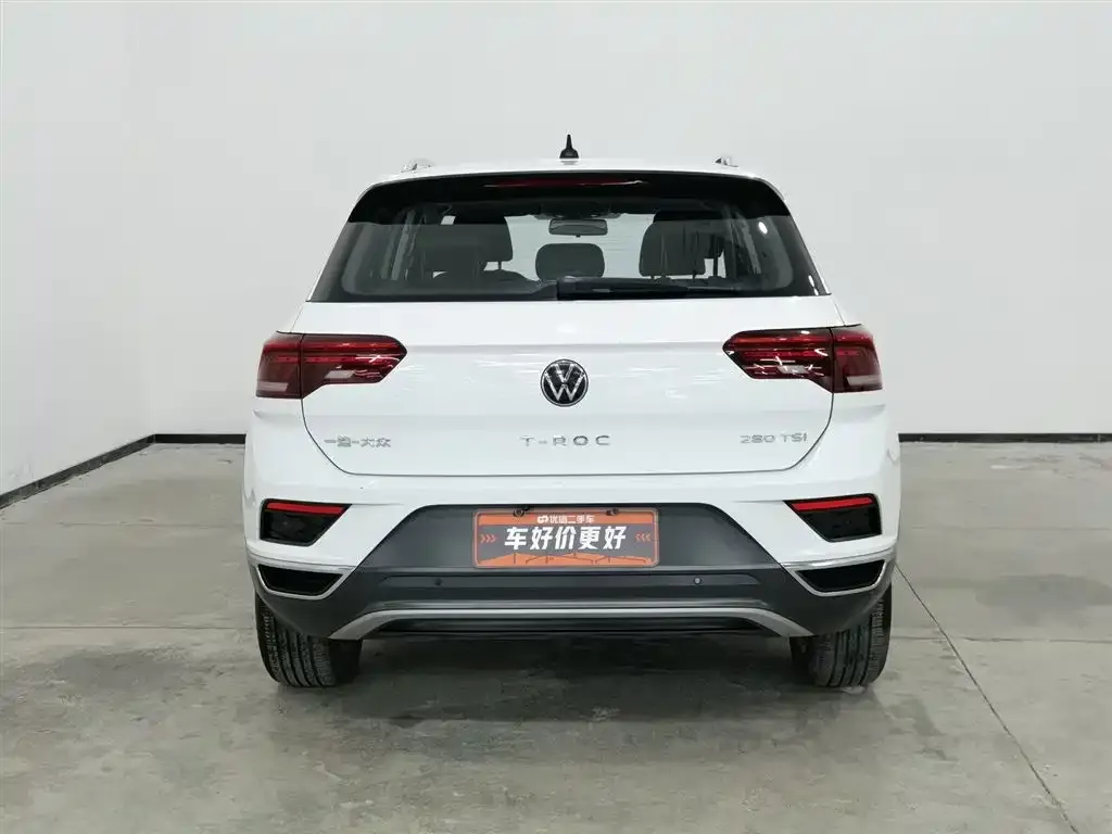 Volkswagen T-Roc — фото 2