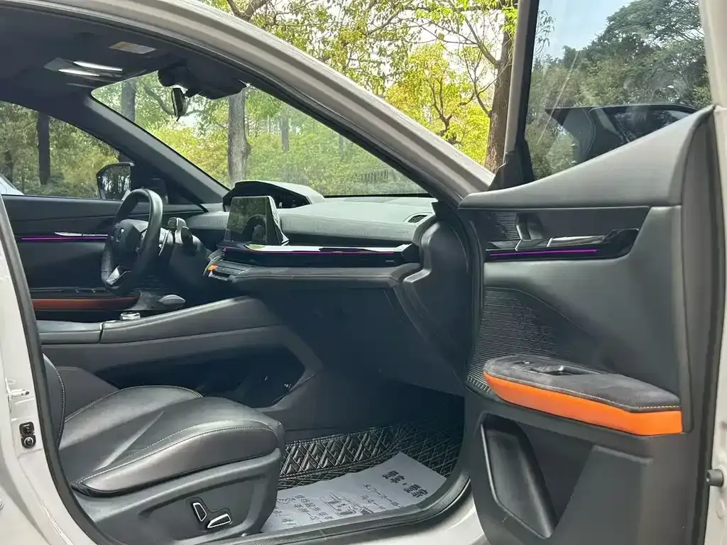 Changan UNI-V 2022 из CN, фото 3