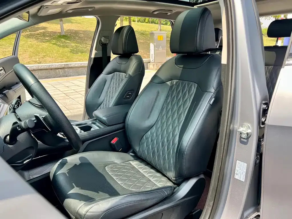 Kia Sportage 2022 из CN, фото 2