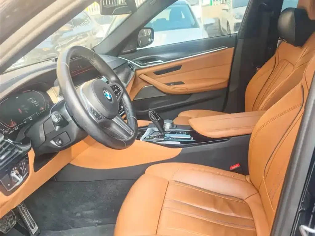 BMW 5 Series (Import) 2022 из CN, фото 3