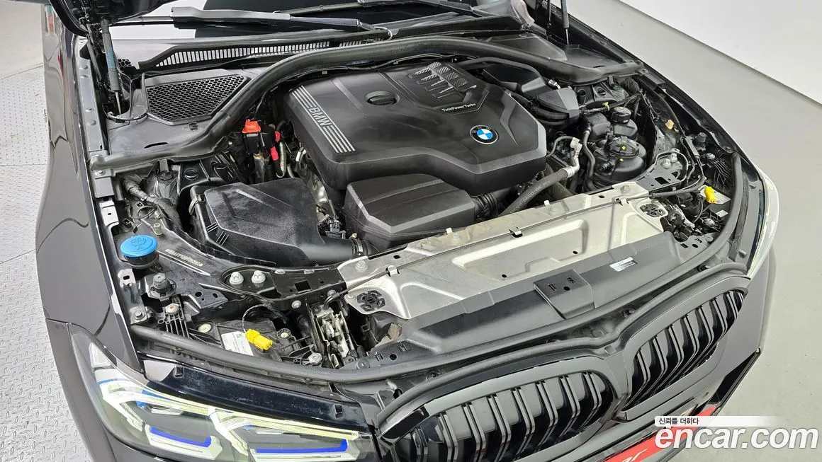 BMW 3-Series 2023 из KR, фото 8