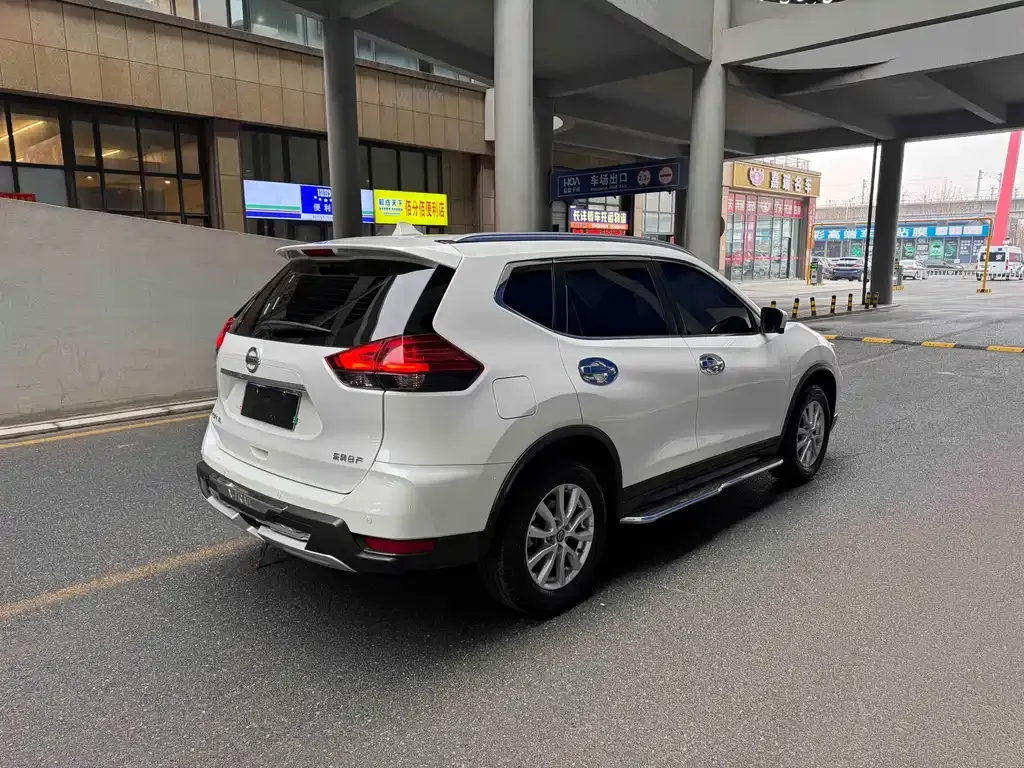 Nissan X-Trail 2024 из CN, фото 8