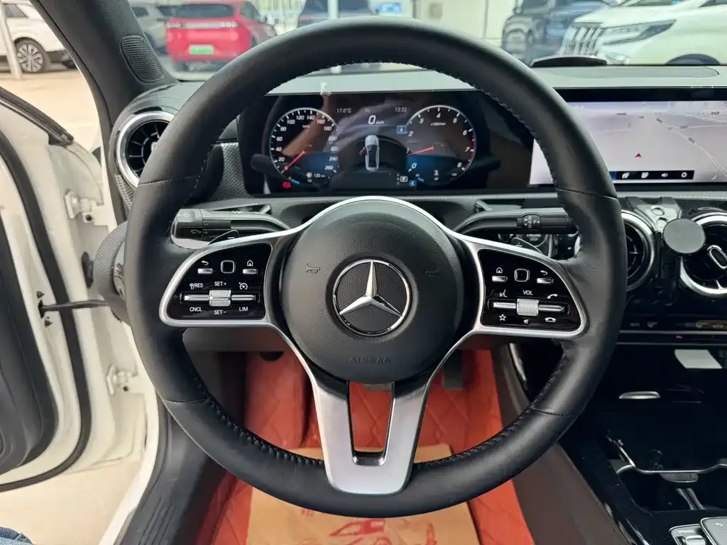 Mercedes-Benz A-Class 2022 из CN, фото 9