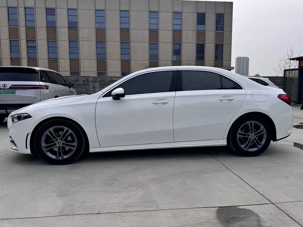 Mercedes-Benz A-Class 2022 из CN, фото 3