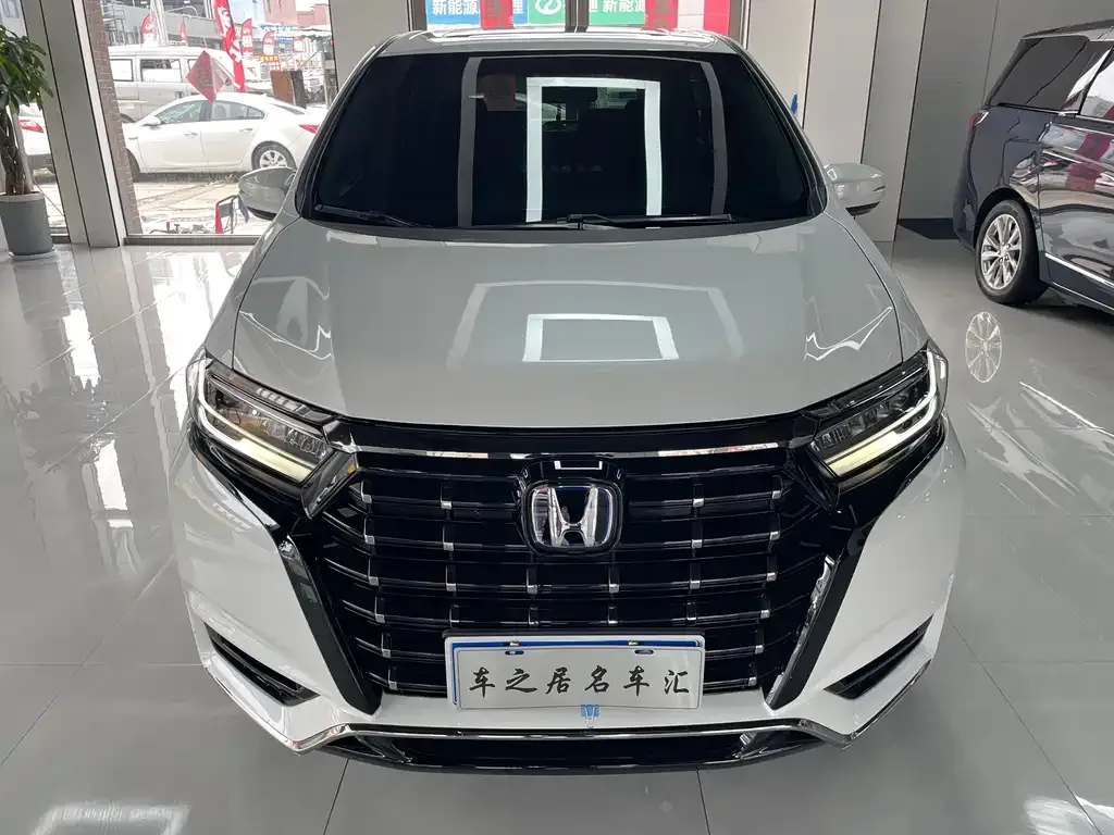Honda Elysion 2023 из CN, фото 10