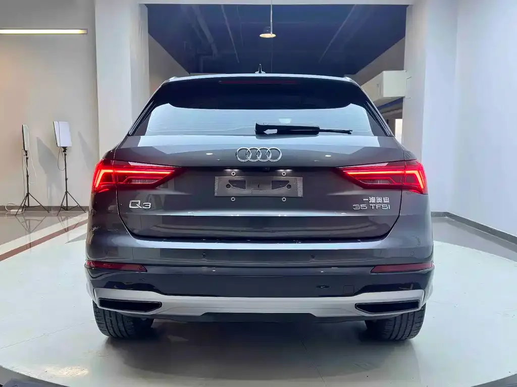 Audi Q3 — фото 4