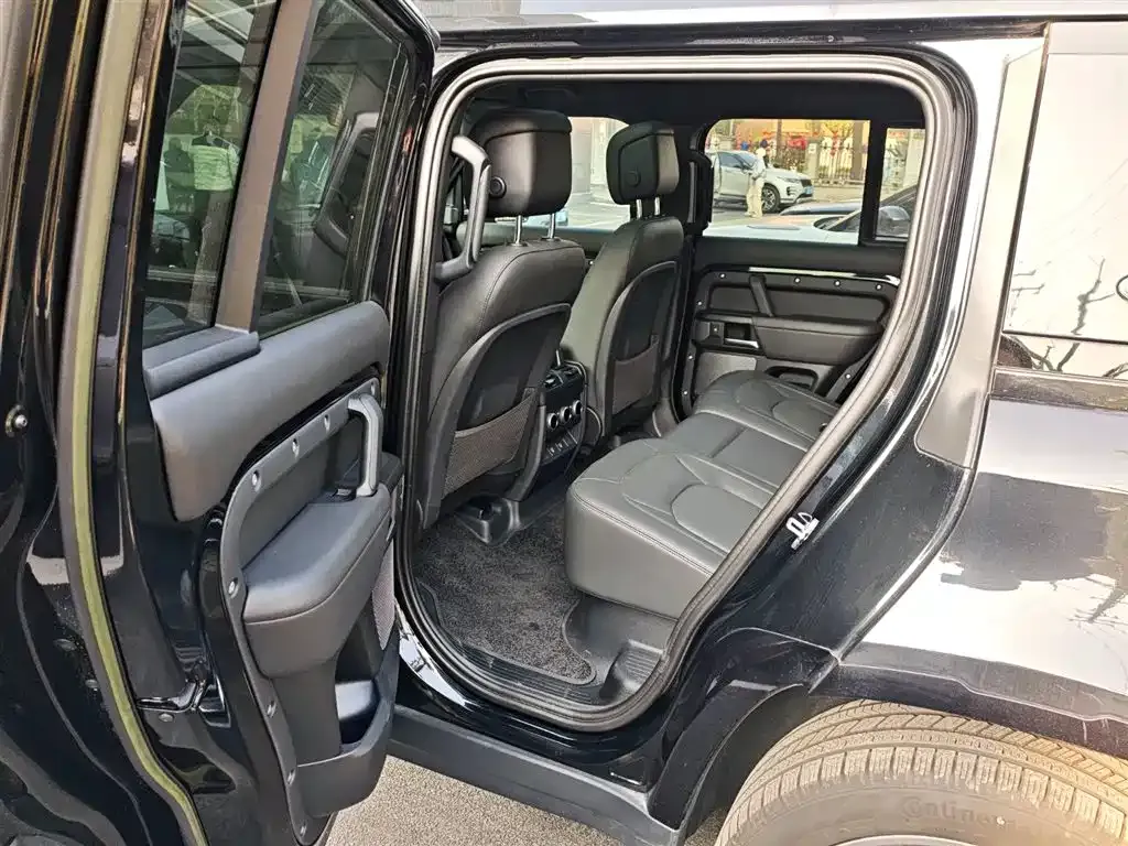Land Rover Defender 2023 из CN, фото 8