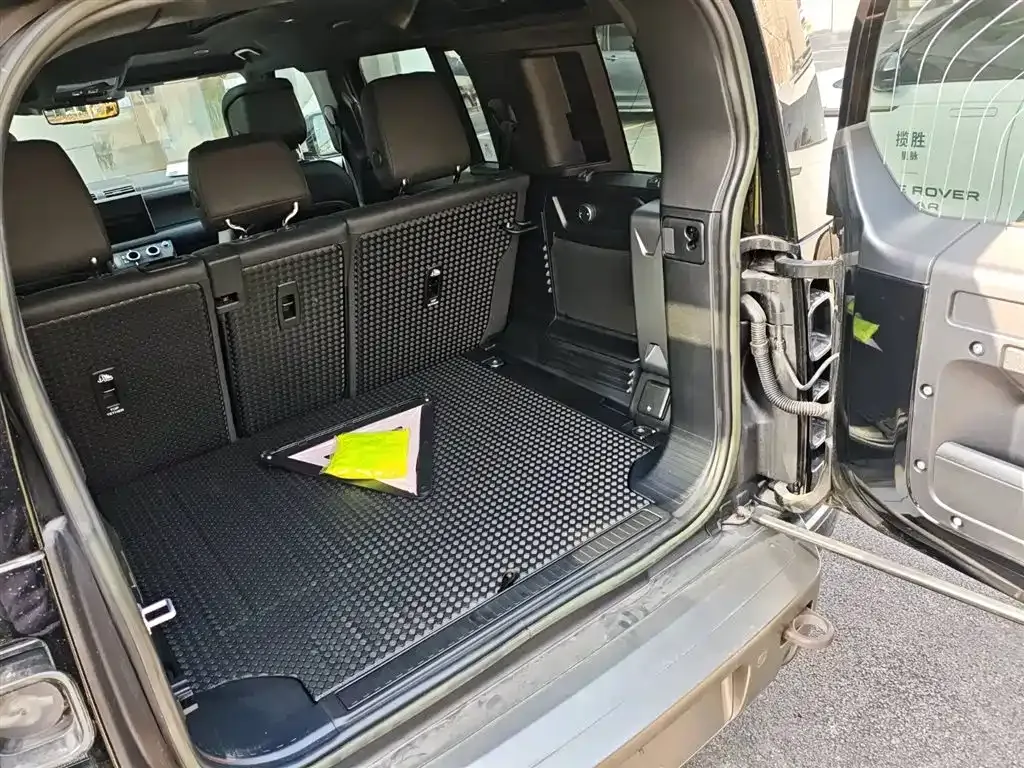 Land Rover Defender 2023 из CN, фото 4