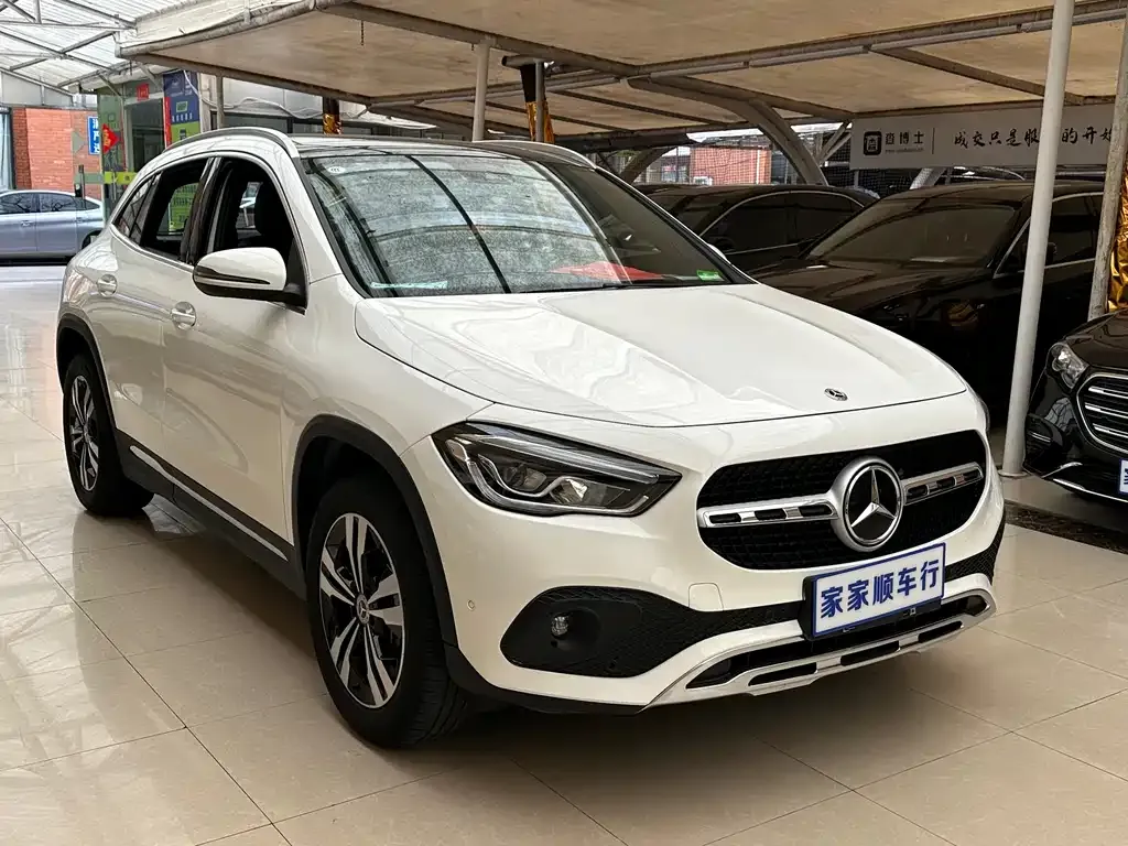 Mercedes-Benz GLA 2023 из CN, фото 4