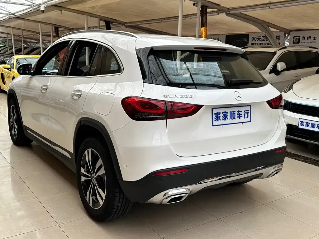Mercedes-Benz GLA 2023 из CN, фото 6