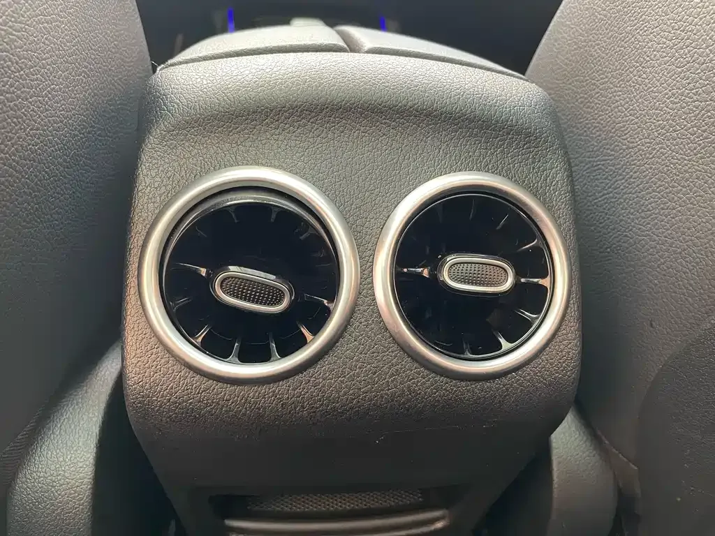 Mercedes-Benz GLA 2023 из CN, фото 9