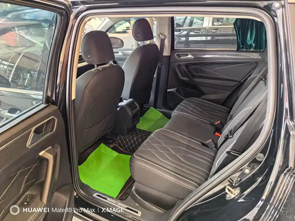 Volkswagen Tiguan L 2022 из CN, фото 8
