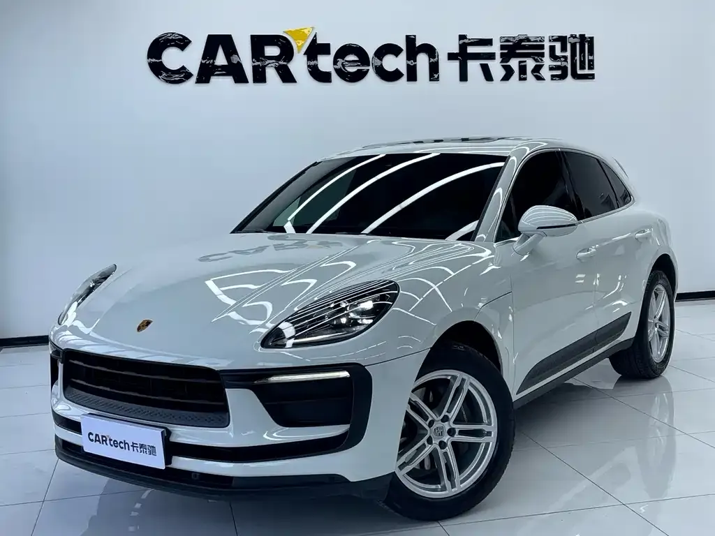 Porsche Macan — фото 1