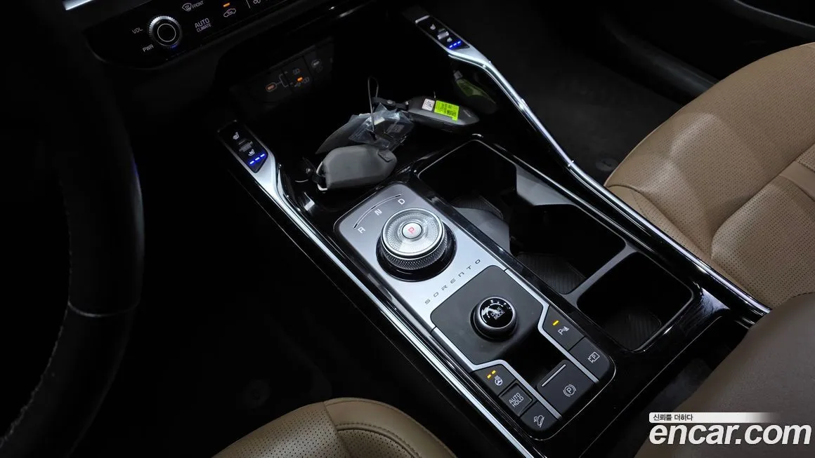 Kia Sorento — фото 5