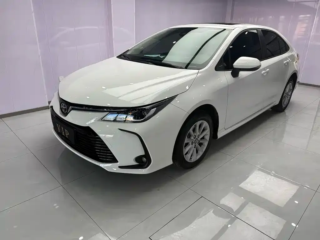 Toyota Corolla 2022 из CN, фото 1