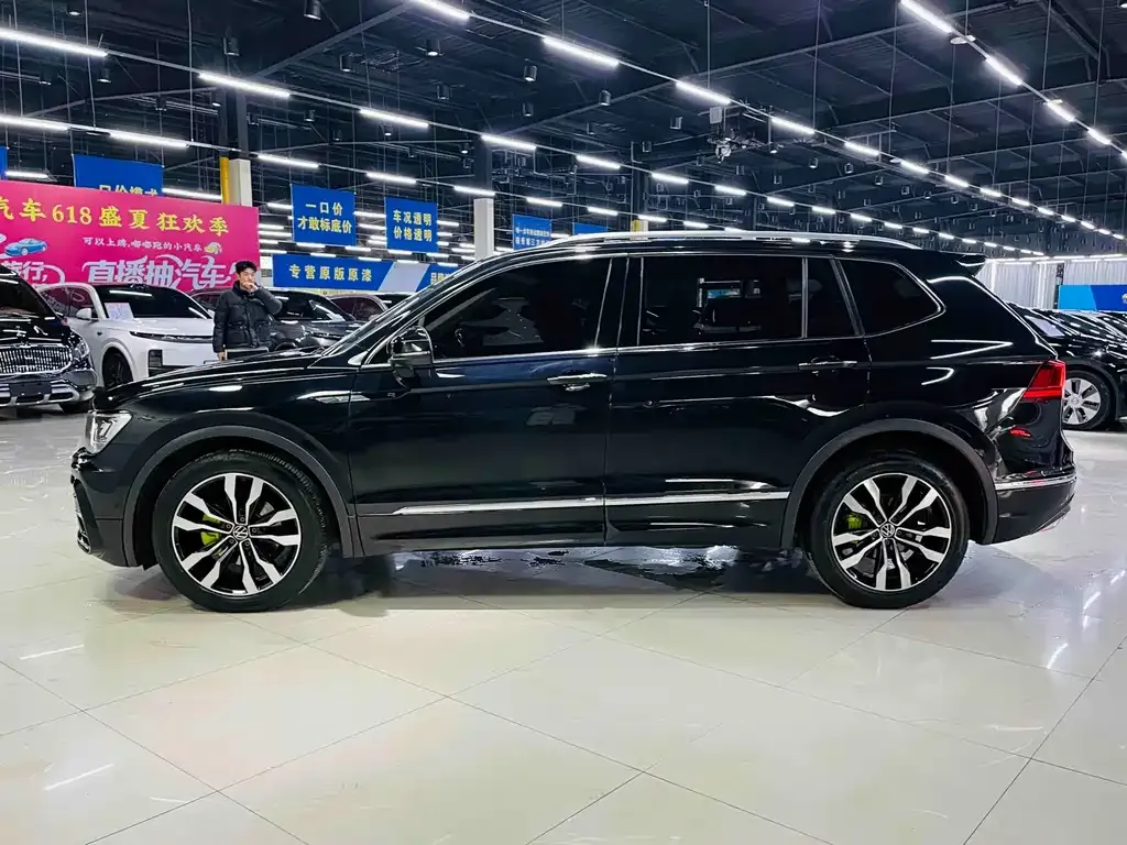 Volkswagen Tiguan L 2021 из CN, фото 9