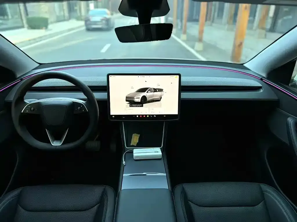 Tesla Model Y — фото 5