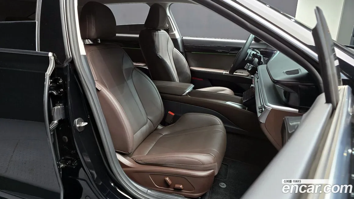 Hyundai Grandeur 2023 из KR, фото 5