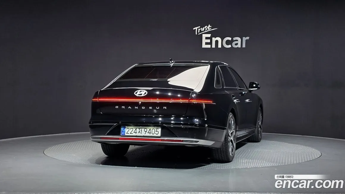 Hyundai Grandeur 2023 из KR, фото 8