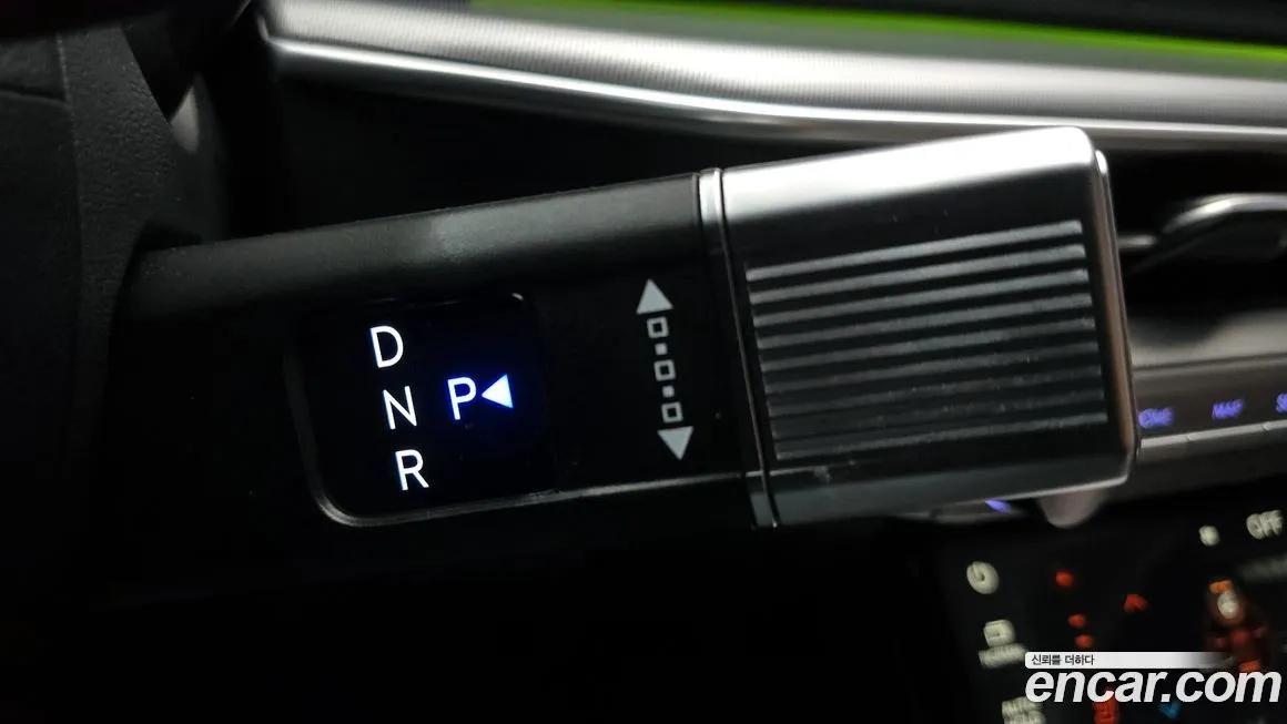Hyundai Grandeur 2023 из KR, фото 3