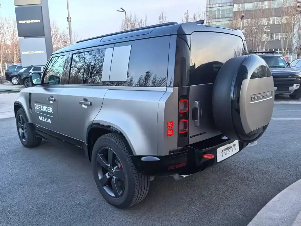 Land Rover Defender 2024 из CN, фото 3