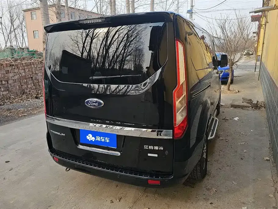 Ford Tourneo 2023 из CN, фото 8