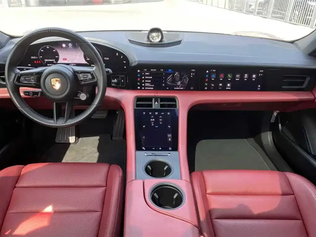 Porsche Taycan 2021 из CN, фото 8