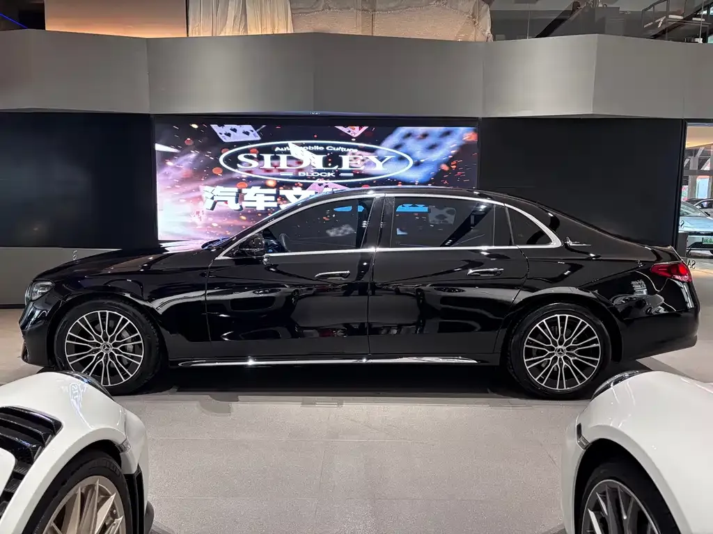 Mercedes-Benz E-Class 2024 из CN, фото 4