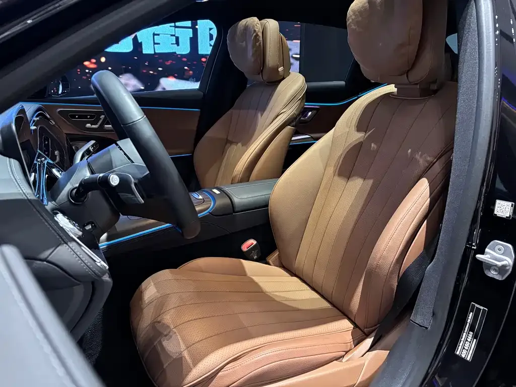 Mercedes-Benz E-Class 2024 из CN, фото 3