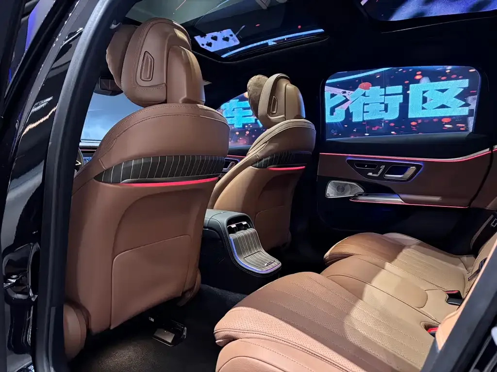 Mercedes-Benz E-Class 2024 из CN, фото 2