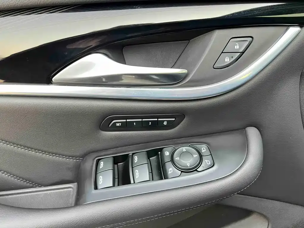 Buick Enclave 2024 из CN, фото 3