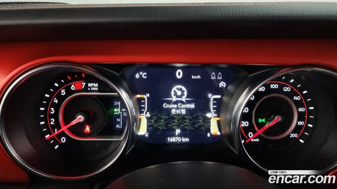 Jeep Wrangler 2022 из KR, фото 8