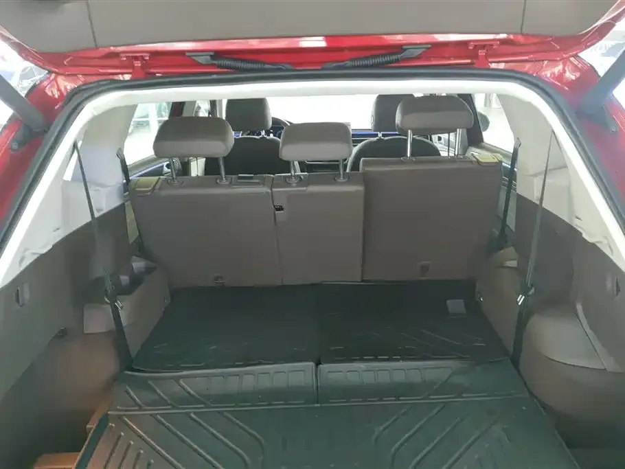 Volkswagen Tiguan L 2021 из CN, фото 5