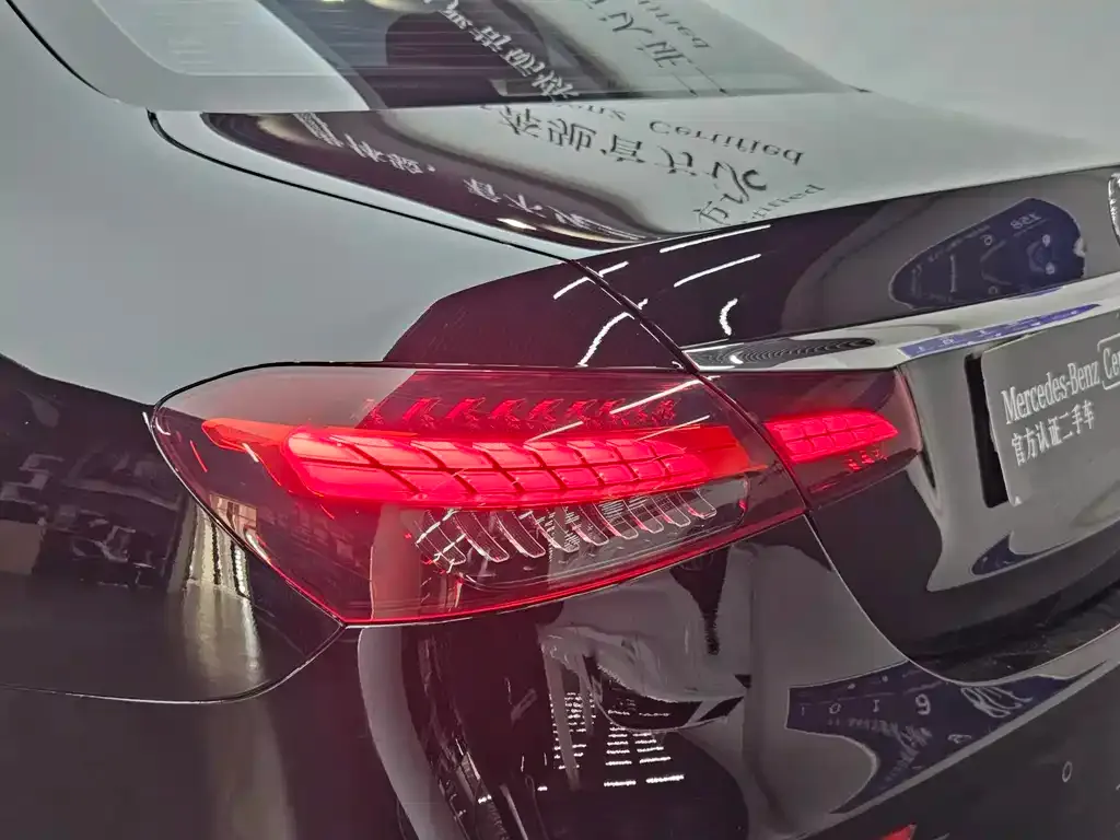 Mercedes-Benz E-Class 2023 из CN, фото 3