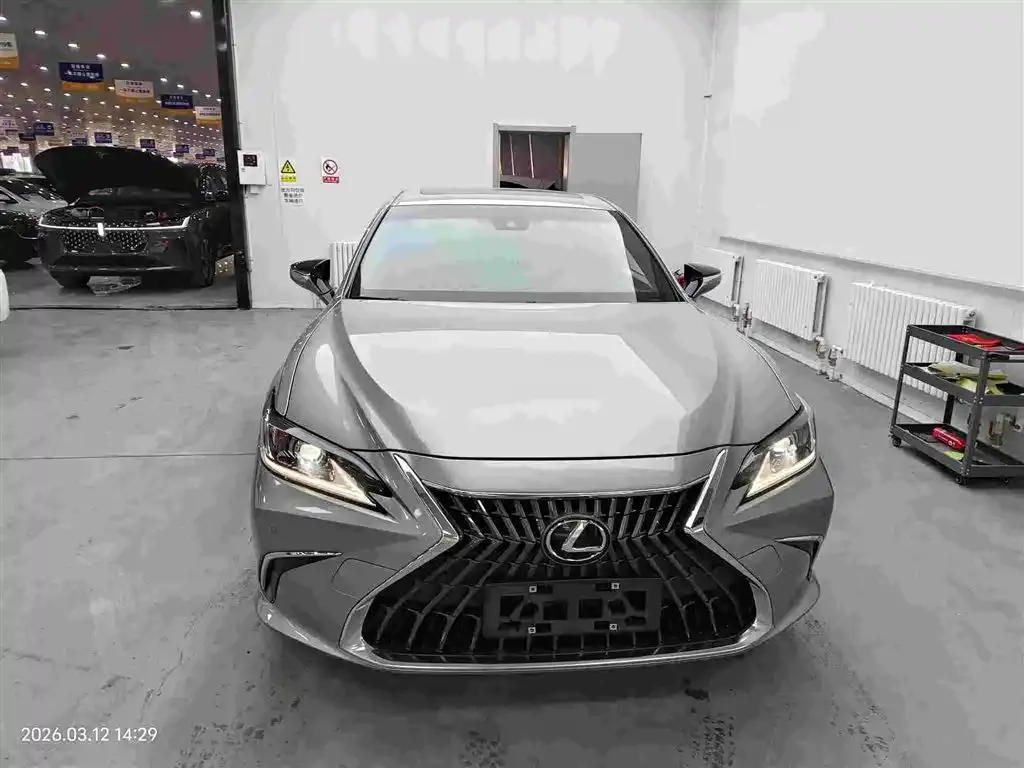 Lexus ES 2022 из CN, фото 2