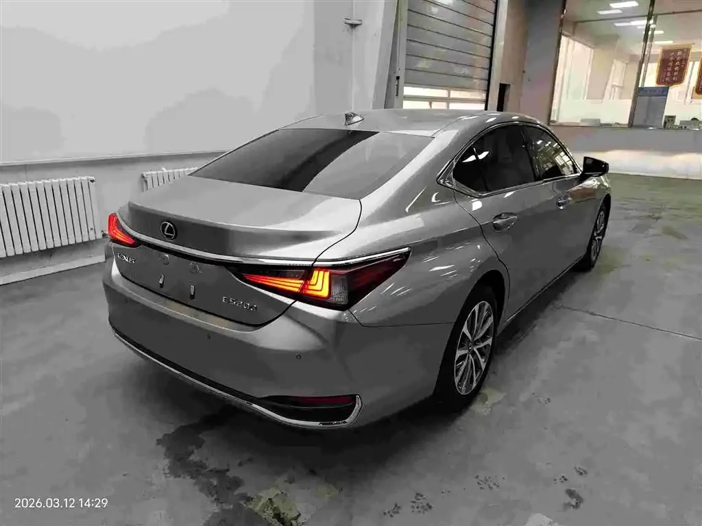 Lexus ES 2022 из CN, фото 9