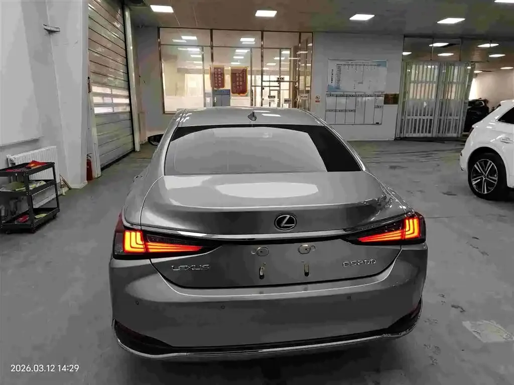 Lexus ES 2022 из CN, фото 3