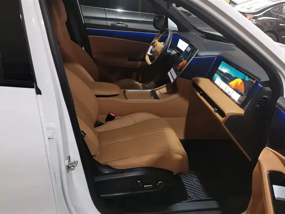 Geely Galaxy L7 — фото 7