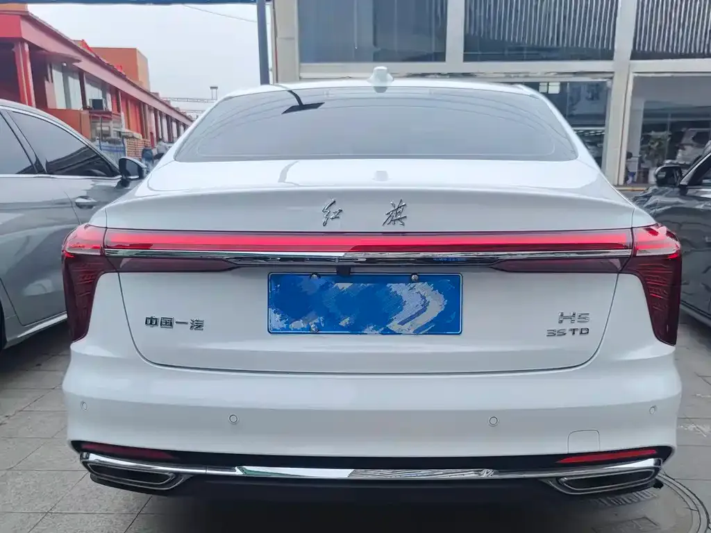 Hongqi H5 2025 из CN, фото 9
