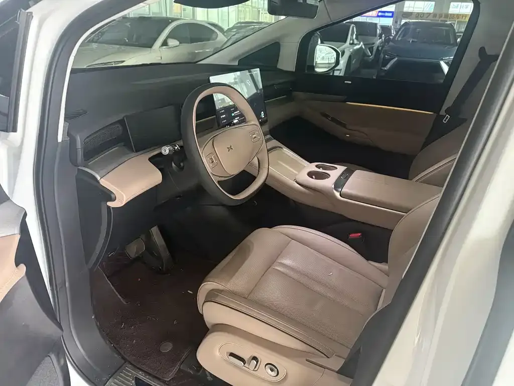 XPeng X9 2024 из CN, фото 6