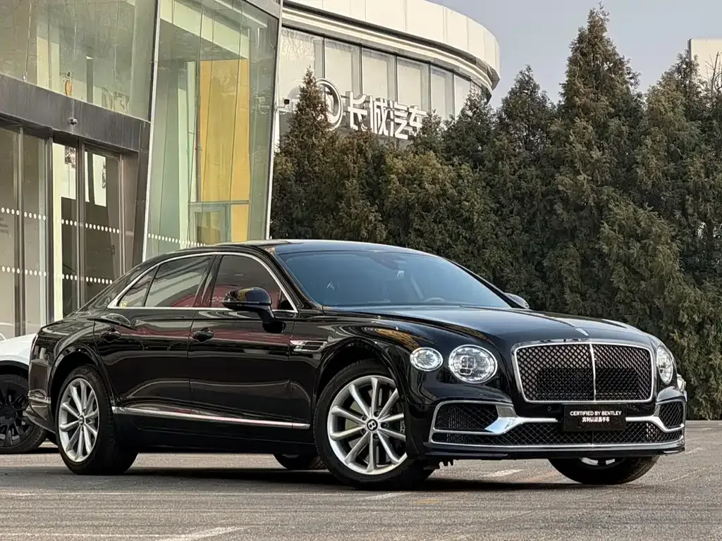 Bentley Flying Spur — фото 5