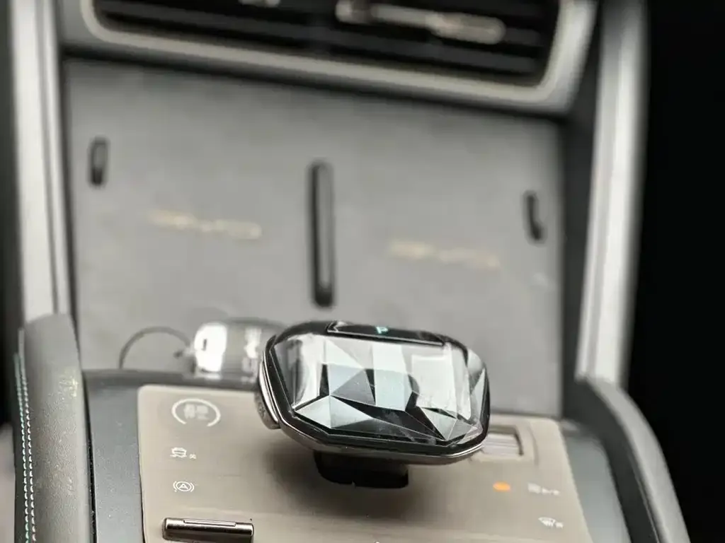 BYD Qin L 2025 из CN, фото 4