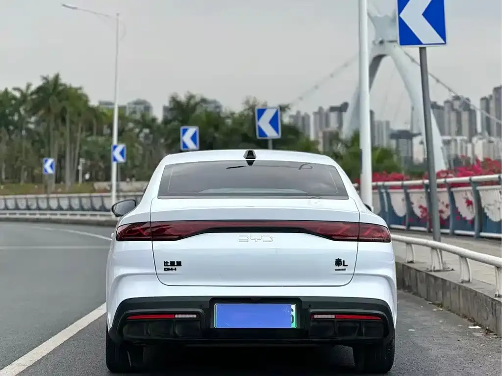 BYD Qin L 2025 из CN, фото 3
