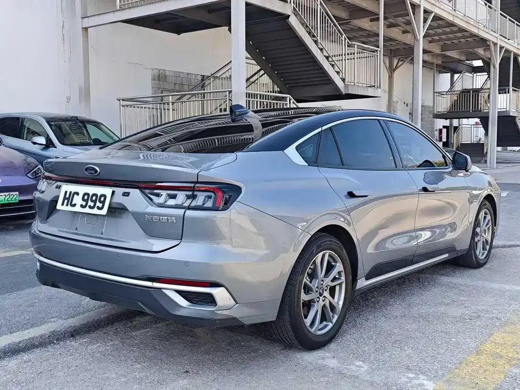 Ford Mondeo 2023 из CN, фото 4