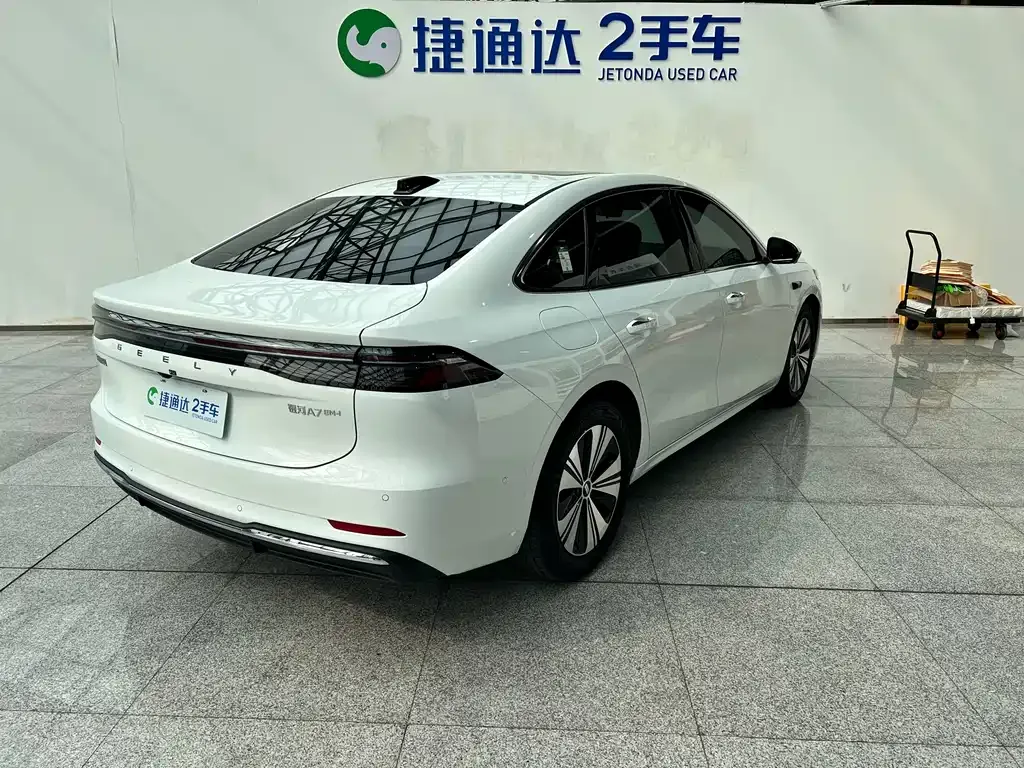 Geely 银河A7 2025 из CN, фото 6