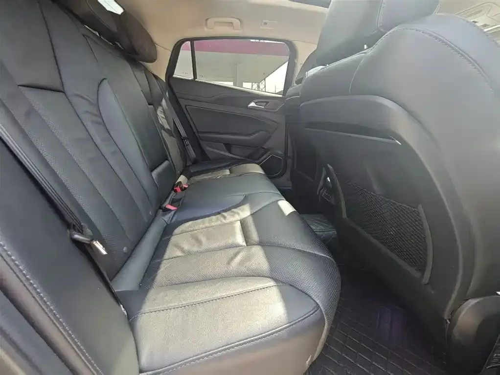 Hongqi H5 2021 из CN, фото 2